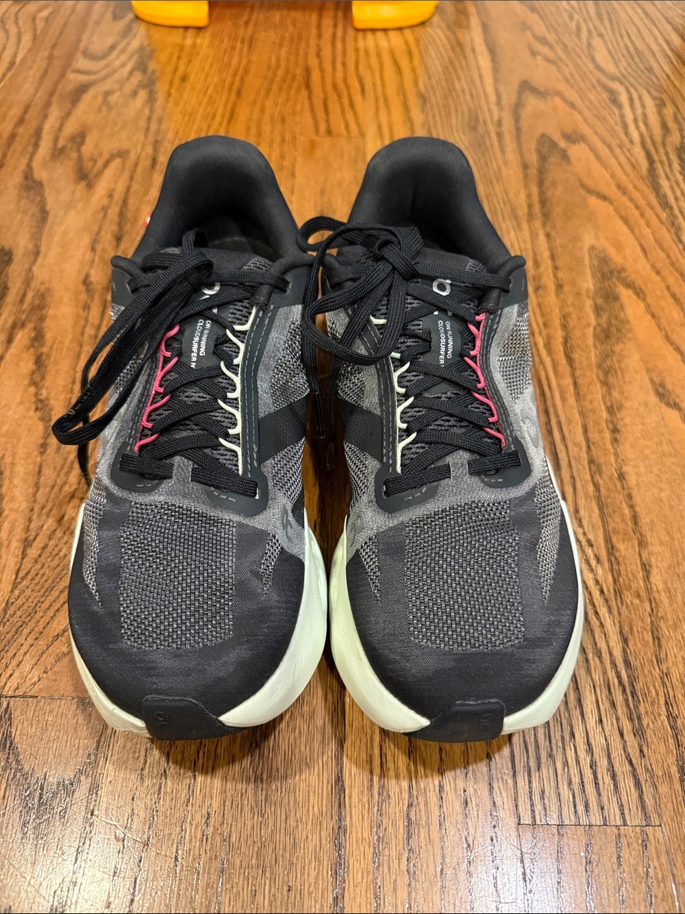 WOMEN'S CLOUDSURFER NEXT RUNNING SHOE - B - BLACK/LIMA
